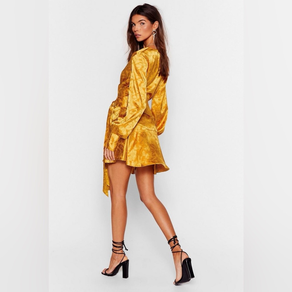 NASTY-GAL Sleek It Real Jacquard Mini Dress🧡 - Picture 4 of 12
